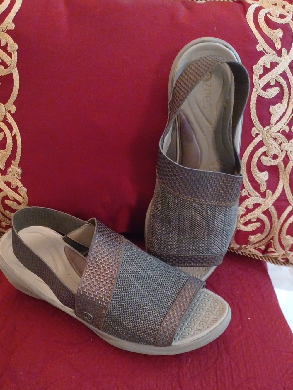 Bzees Brown Mesh Slingback Sandals